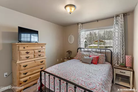 Bedroom - 13259 Rosser Dr, Eagle River, AK 99577 photo 6 of 10