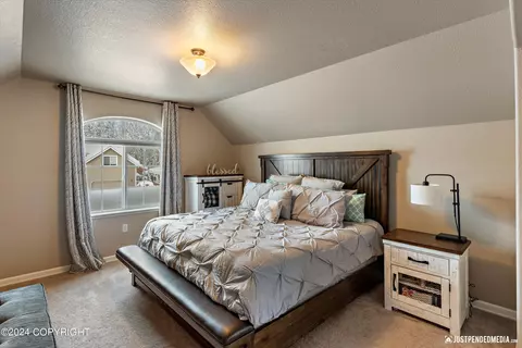 Bedroom - 13259 Rosser Dr, Eagle River, AK 99577 photo 8 of 10