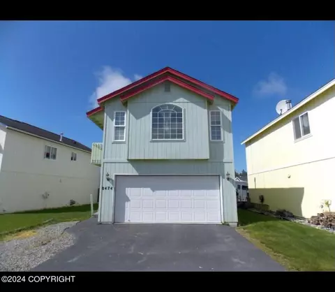 8474 Moorland St, Anchorage, AK 99502