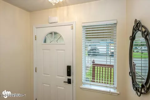 Entry Way - 4888 Barrington Loop # 27, Anchorage, AK 99503 photo 2 of 4