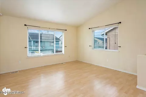Living - 4888 Barrington Loop # 27, Anchorage, AK 99503 photo 2 of 3