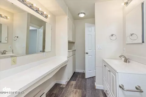 8215 E Second Ave, Anchorage, AK 99504 photo 17