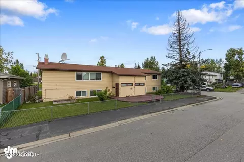 8215 E Second Ave, Anchorage, AK 99504