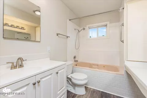 8215 E Second Ave, Anchorage, AK 99504 photo 16