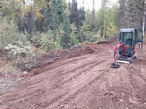 45819 S Jassue Dr, Talkeetna, AK 99676