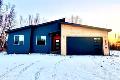 1070 E Fairview Loop, Wasilla, AK 99654