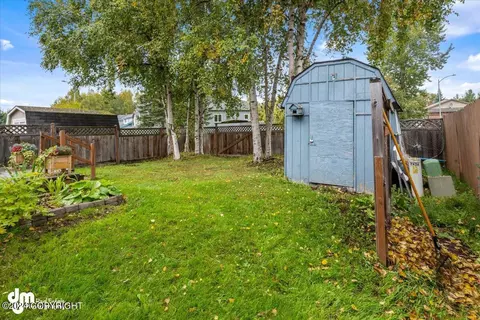 4841 Leah Ct, Anchorage, AK 99508 photo 37