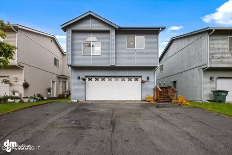 4841 Leah Ct, Anchorage, AK 99508