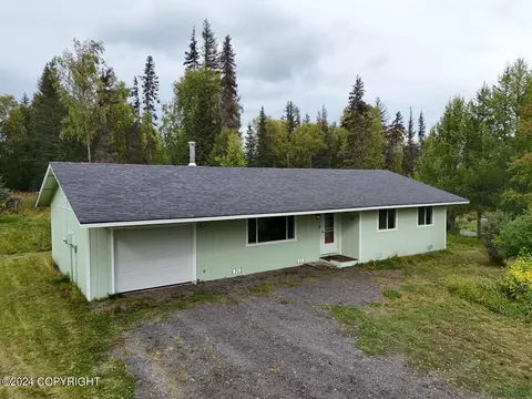49020 Charlie Brown Dr, Soldotna, AK 99669
