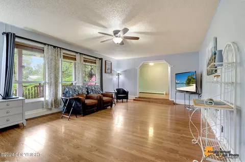 16523 Davis St, Eagle River, AK 99577 photo 6