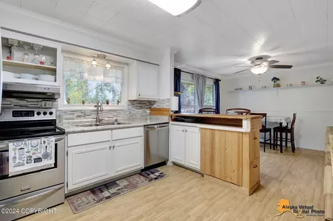 16523 Davis St, Eagle River, AK 99577 photo 17