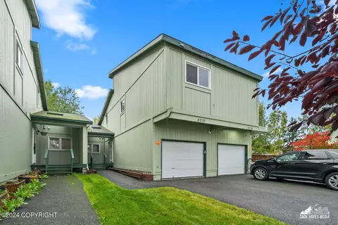 5710 Jennifer Cir # 10B, Anchorage, AK 99504