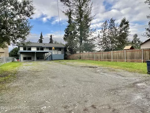 4441 E 5th Ave, Anchorage, AK 99508 photo 4