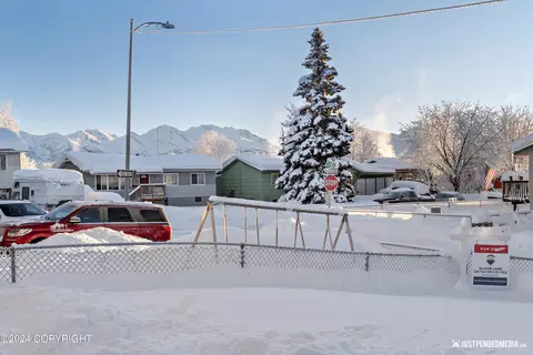 4441 E 5th Ave, Anchorage, AK 99508 photo 15