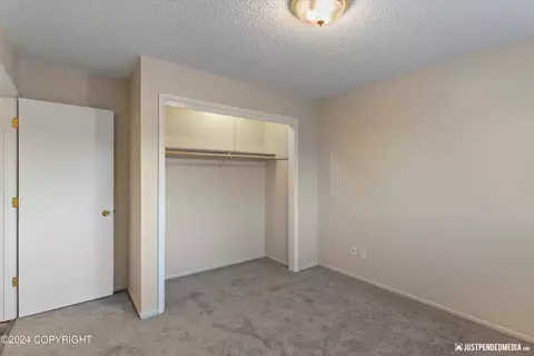 4441 E 5th Ave, Anchorage, AK 99508 photo 36