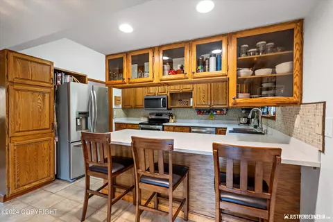 10413 Tradition Ave, Eagle River, AK 99577 photo 19