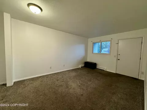 Living - 211 Mccarrey St # I-9B, Anchorage, AK 99508 photo 4 of 5
