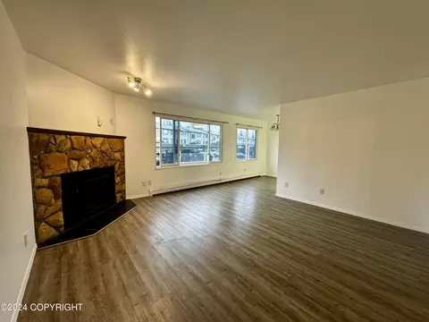 Living - 211 Mccarrey St # I-9B, Anchorage, AK 99508 photo 2 of 5