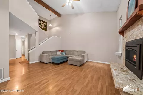 3257 Wiley Post Loop, Anchorage, AK 99517 photo 12