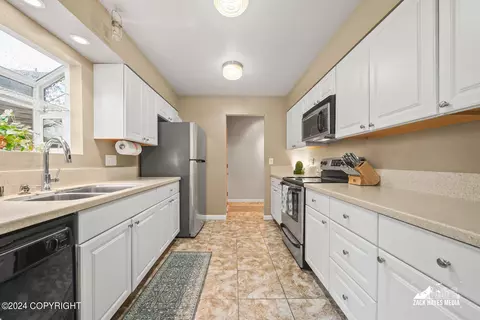 3257 Wiley Post Loop, Anchorage, AK 99517 photo 19