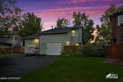 3257 Wiley Post Loop, Anchorage, AK 99517