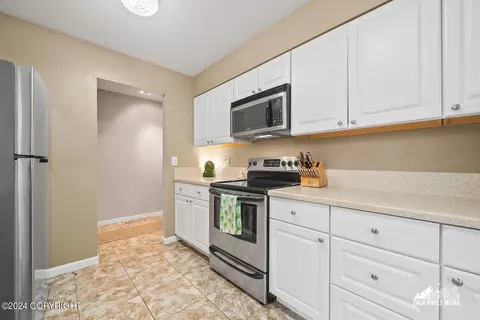 3257 Wiley Post Loop, Anchorage, AK 99517 photo 20
