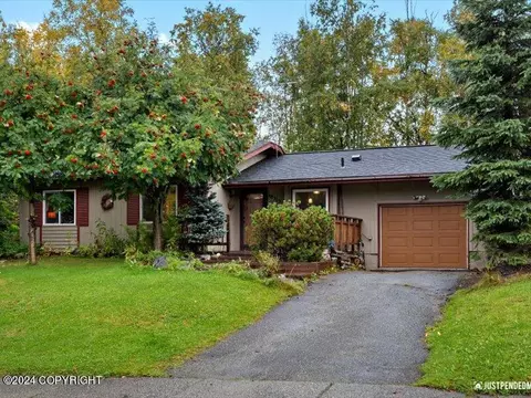 Exterior - 18315 Gavin Cir, Eagle River, AK 99577 photo 1 of 9