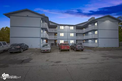 4530 Wright St # 8, Anchorage, AK 99507