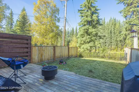 Exterior - 439 Eighth Ave, North Pole, AK 99705 photo 1 of 2