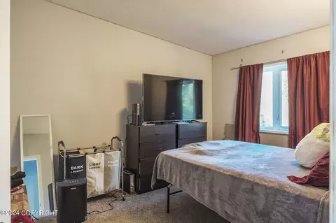 Bedroom - 439 Eighth Ave, North Pole, AK 99705 photo 2 of 5