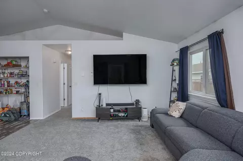 965 Marquette Loop, North Pole, AK 99705 photo 4