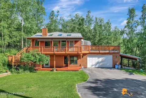 Exterior - 17615 Lacey Dr, Eagle River, AK 99577 photo 3 of 20