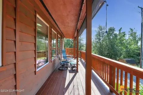 Exterior - 17615 Lacey Dr, Eagle River, AK 99577 photo 9 of 20