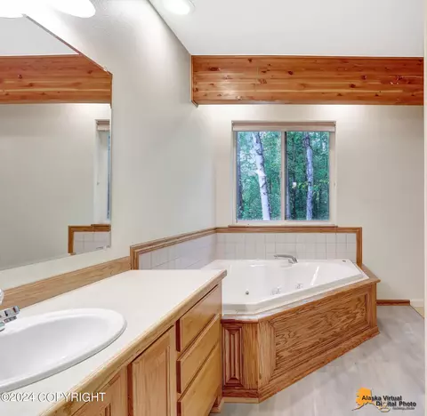 Bath - 17615 Lacey Dr, Eagle River, AK 99577 photo 4 of 5