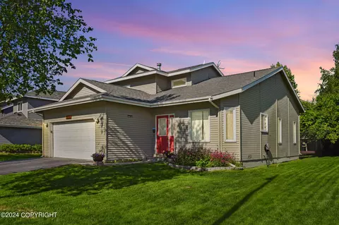 10545 Spindrift Loop, Anchorage, AK 99515