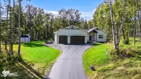 8656 E Alpine Meadow Dr, Palmer, AK 99645