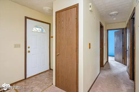 Entry Way - 1829 Bellevue Loop, Anchorage, AK 99515 photo 1 of 2