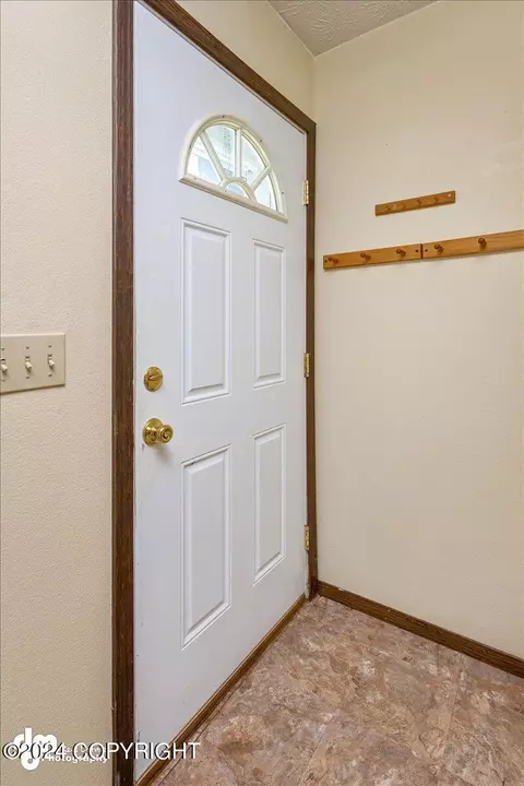 Entry Way - 1829 Bellevue Loop, Anchorage, AK 99515 photo 2 of 2