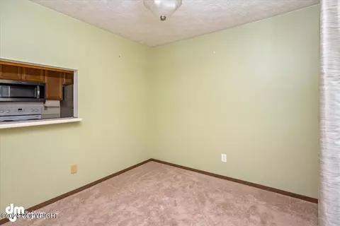 Dining - 1829 Bellevue Loop, Anchorage, AK 99515 photo 1 of 1