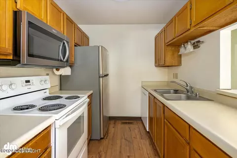 Kitchen - 1829 Bellevue Loop, Anchorage, AK 99515 photo 1 of 3