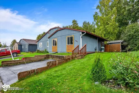 Exterior - 1829 Bellevue Loop, Anchorage, AK 99515 photo 1 of 13