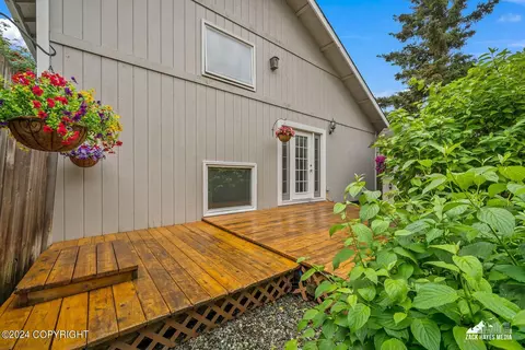 9756 Newhaven Loop, Anchorage, AK 99507 photo 32