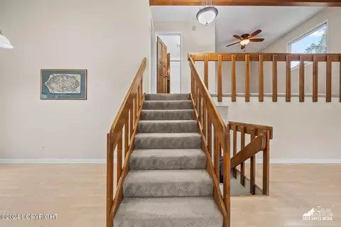 9756 Newhaven Loop, Anchorage, AK 99507 photo 18