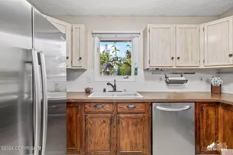 9756 Newhaven Loop, Anchorage, AK 99507 photo 14