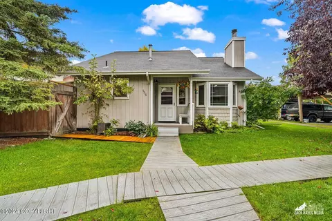 9756 Newhaven Loop, Anchorage, AK 99507