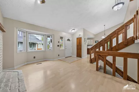9756 Newhaven Loop, Anchorage, AK 99507 photo 7