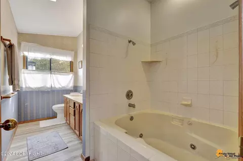 Bath - 3244 E 88th Ave, Anchorage, AK 99507 photo 2 of 6