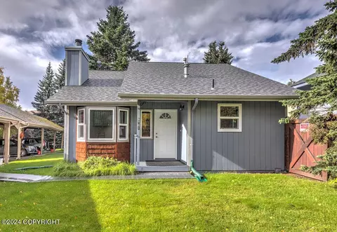 9701 Newhaven Loop, Anchorage, AK 99507