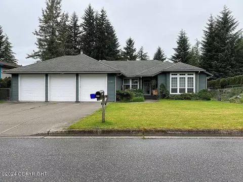 4519 Woodduck Ave, Juneau, AK 99801