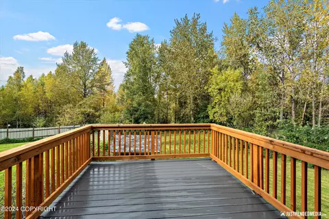 2400 Northrup Cir, Anchorage, AK 99508 photo 43